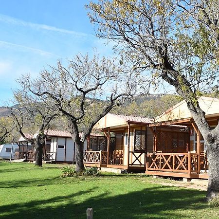 Camping Castillo De Loarre Exterior photo