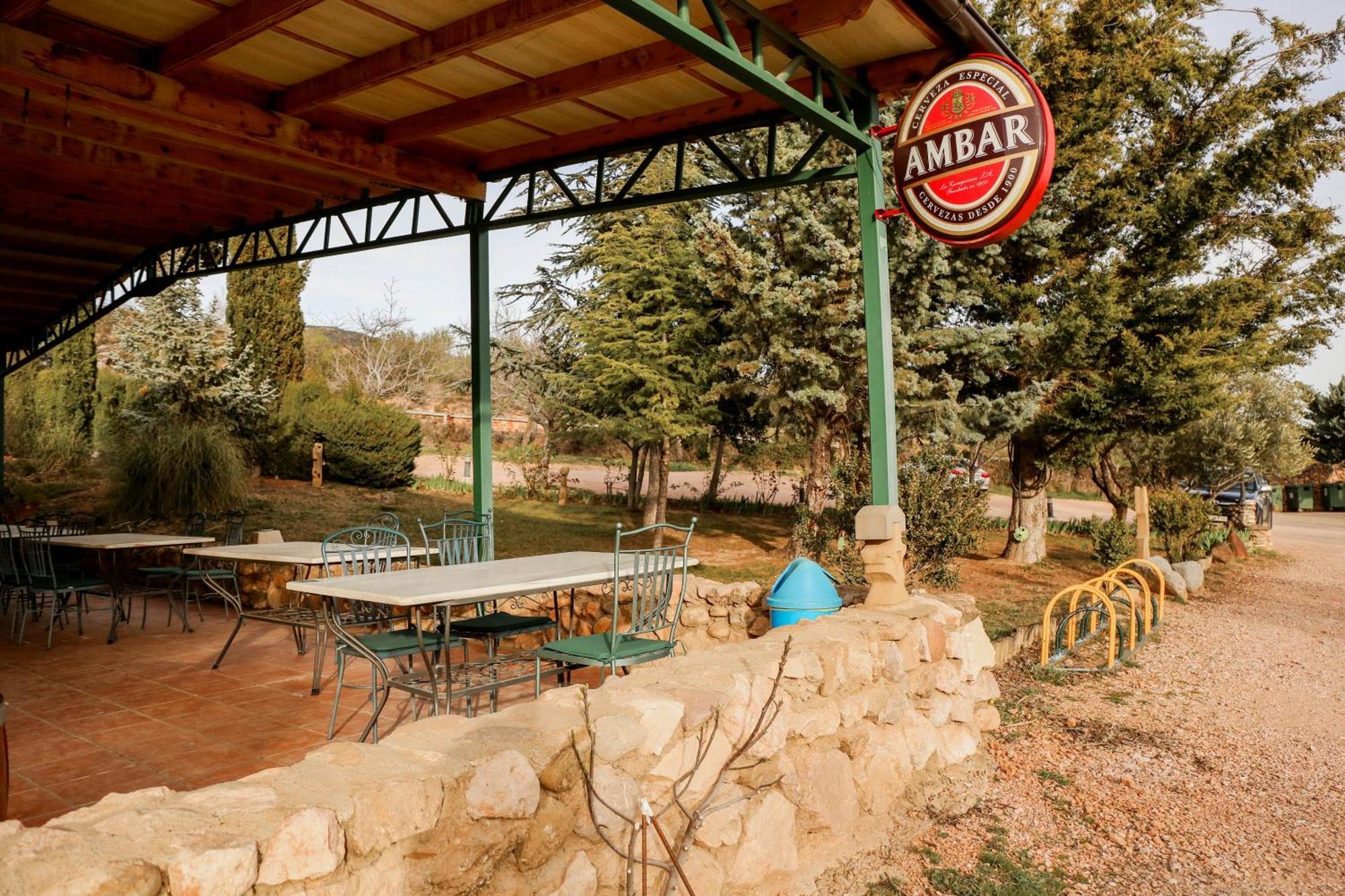 Camping Castillo De Loarre Exterior photo